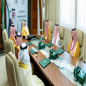 أمير المنطقة الشرقية يكرم الداعمين وشركاء النجاح لموسم ميدان الفروسية بمحافظة الخفجي