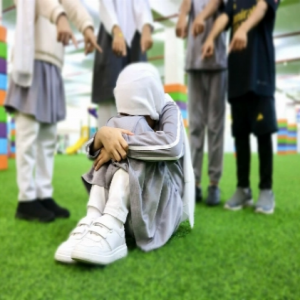 سنغافورة تقرّ «عقوبة الجلد» لطلاب المدارس
