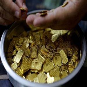 الذهب يستقر وسط ترقب تطورات الصراع في الشرق الأوسط