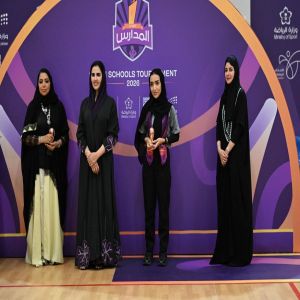 فريق بنات مدرسة واحة الألسن العالمية يحقق لقب نخبة دوري المدارس لكرة السلة 2026