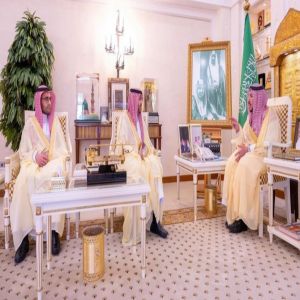 أمير منطقة القصيم يستقبل مدير صندوق تنمية الموارد البشرية بالمنطقة