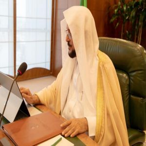 وزير الشؤون الإسلامية يدشّن برنامج فقه المناسك لموسم حج 1447هـ