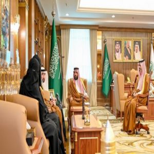 أمير جازان يستقبل أعضاء مجلس الشورى من أبناء المنطقة
