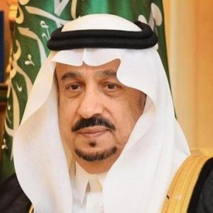 أمير منطقة الرياض يوجّه باستمرار العمل خلال إجازة عيد الأضحى