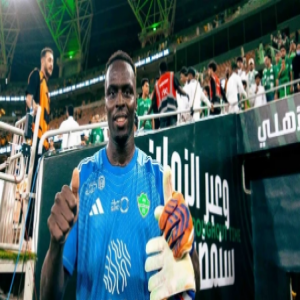 ميندي يواصل التألق.. القفاز الذهبي بروشن وتتويج آسيوي جديد