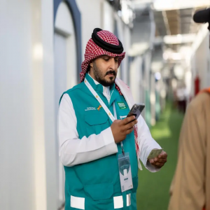وزارة الموارد البشرية والتنمية الاجتماعية تكثّف جولاتها الرقابية خلال حج 1447هـ