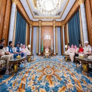 الأمير عبدالعزيز بن سعود وزير الداخلية رئيس لجنة الحج العليا يلتقي قيادات الصحة المشاركة في موسم الحج