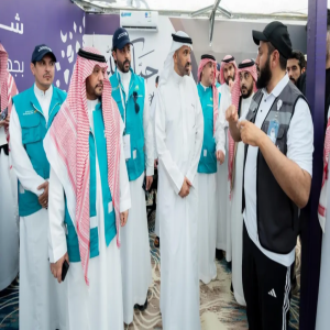 وزير الموارد البشرية يزور عددًا من مواقع ومبادرات الوزارة في موسم الحج