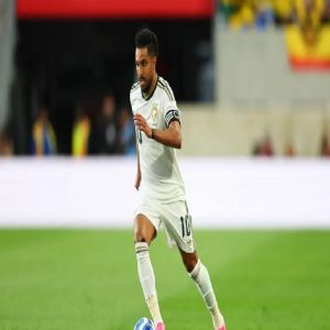 سالم الدوسري يقترب من رقم تاريخي في مونديال 2026
