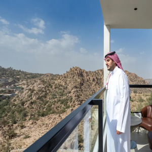 محافظ الطائف يتابع استعدادات المواقع السياحية في الشفا