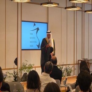 الأمير تركي الفيصل يؤكد أهمية السلام والاستقرار في مواجهة التحولات الدولية المتسارعة