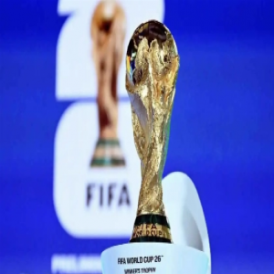 "فيفا" يخفف قيود دخول المياه إلى ملاعب المونديال