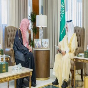 أمير الشرقية يستقبل رئيس وأعضاء جمعية الدعوة والإرشاد وتوعية الجاليات بالجبيل