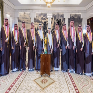 أمير الرياض يهنئ الهلال بتحقيق كأس الملك