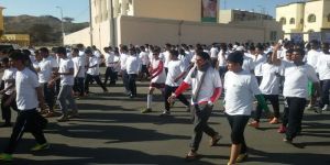 700 طالب مارسوا رياضة المشي بالطائف والقنفذة على مدى يومين