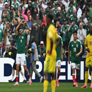المكسيك تُدشن مشوارها في مونديال 2026 بثنائية أمام جنوب أفريقيا