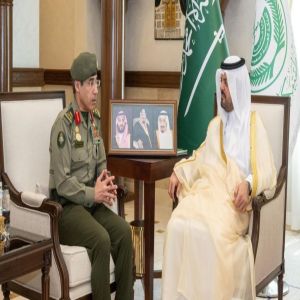 نائب أمير منطقة مكة المكرمة يستقبل المدير العام للجوازات