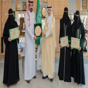 وزير الصحة يكرّم كفاءات وطنية حصدت جوائز عربية في الطب والتمريض