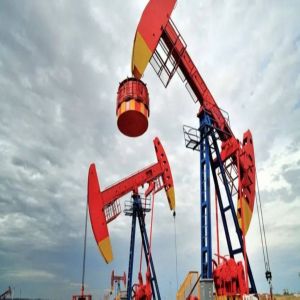 تراجع أسعار النفط بأكثر من 4%