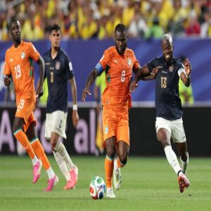 ديالو يخطف فوزاً قاتلاً لكوت ديفوار أمام الإكوادور