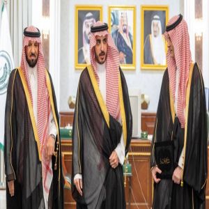 أمير منطقة الجوف يكرّم أعضاء اللجنة العليا للسلامة المرورية بالمنطقة
