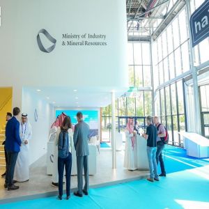 منظومة الصناعة والثروة المعدنية تُشارك في المعرض الدولي للدفاع والأمن "Eurosatory 2026" في باريس
