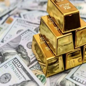 الذهب يواصل مكاسبه مع تراجع توقعات رفع الفائدة الأمريكية