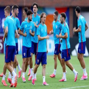 مودريتش يحذر كرواتيا من خطورة بيلينغهام
