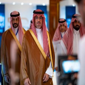 محافظ جدة يشهد ملتقى المسؤولية الاجتماعية في الهياكل المؤسسية