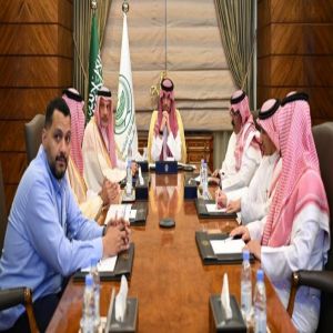 الأمير سعود بن جلوي يطّلع على مشاريع المياه والبنية التحتية بجدة