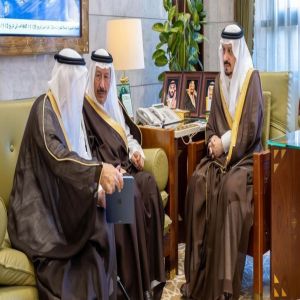 أمير منطقة الرياض يطّلع على مستجدات مركز عبدالله بن إدريس الثقافي
