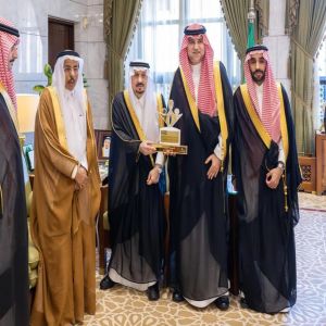 أمير منطقة الرياض يكرم الفائزين بجائزة جامعة المجمعة لخدمة المجتمع في نسختها الخامسة