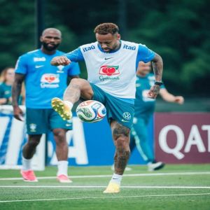 أنشيلوتي يكشف موقف نيمار من المشاركة أمام اسكتلندا