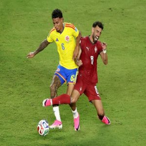 كولومبيا تحسم الصدارة أمام البرتغال