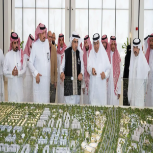 أمين الشرقية يفتتح المعرض السكني ويستعرض مشاريع التملك وخيارات الإسكان بالمنطقة