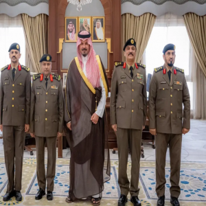أمير منطقة المدينة المنورة يقلّد عددًا من الضباط رتبهم الجديدة