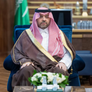 أمير الحدود الشمالية يستقبل رئيس وأعضاء مجلس إدارة "تراحم" بالمنطقة