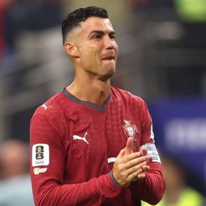 دموع القائد رونالدو تدمي قلوب البرتغاليين