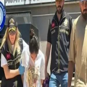 امرأة تتهرب من عقوبة السجن 127 سنة بالحمل