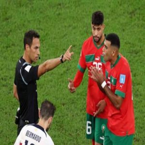 فرنسا غاضبة لتكليف طاقم أرجنتيني بإدارة مواجهتها والمغرب