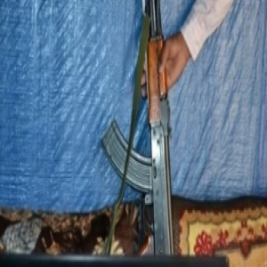 يمني ينهي حياة نجله برصاصة غادرة والسبب «زوجة الابن»