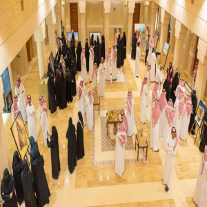 دارة الملك عبدالعزيز تنظّم معرضًا تشكيليًا يستلهم التراث السعودي