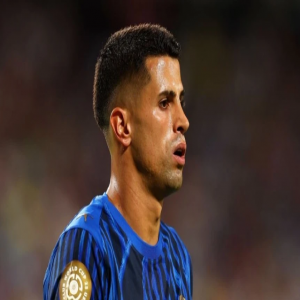الهلال يحدد شرطه لبيع كانسيلو إلى برشلونة