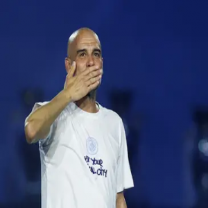 رئيس الاتحاد الإيطالي يؤكد التواصل مع غوارديولا لتدريب المنتخب