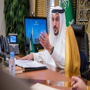 أمير منطقة القصيم يرأس اجتماع اللجنة العليا لكرنفال بريدة الدولي للتمور لموسم 1448هـ