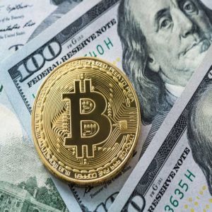 تراجع الدولار وارتفاع العملات المشفرة في مستهل تعاملات الأسبوع