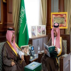 أمير المدينة المنورة يستقبل المدير العام لفرع وزارة الصحة بالمنطقة