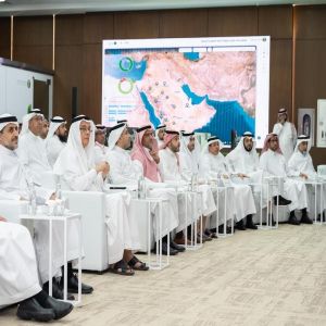 وزير "البيئة" يزور مركز معلومات المياه ويقف على ممكناته لإدارة الموارد المائية