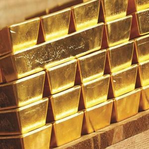 الذهب يرتفع قليلا وسط التوتر بالشرق الأوسط
