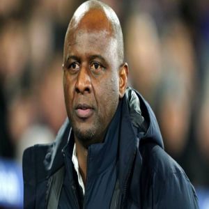فييرا على أعتاب قيادة منتخب السنغال